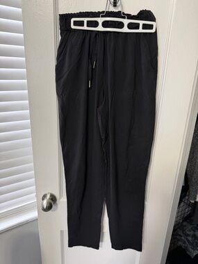 lululemon athletica Black Drawstring Jogger Pants